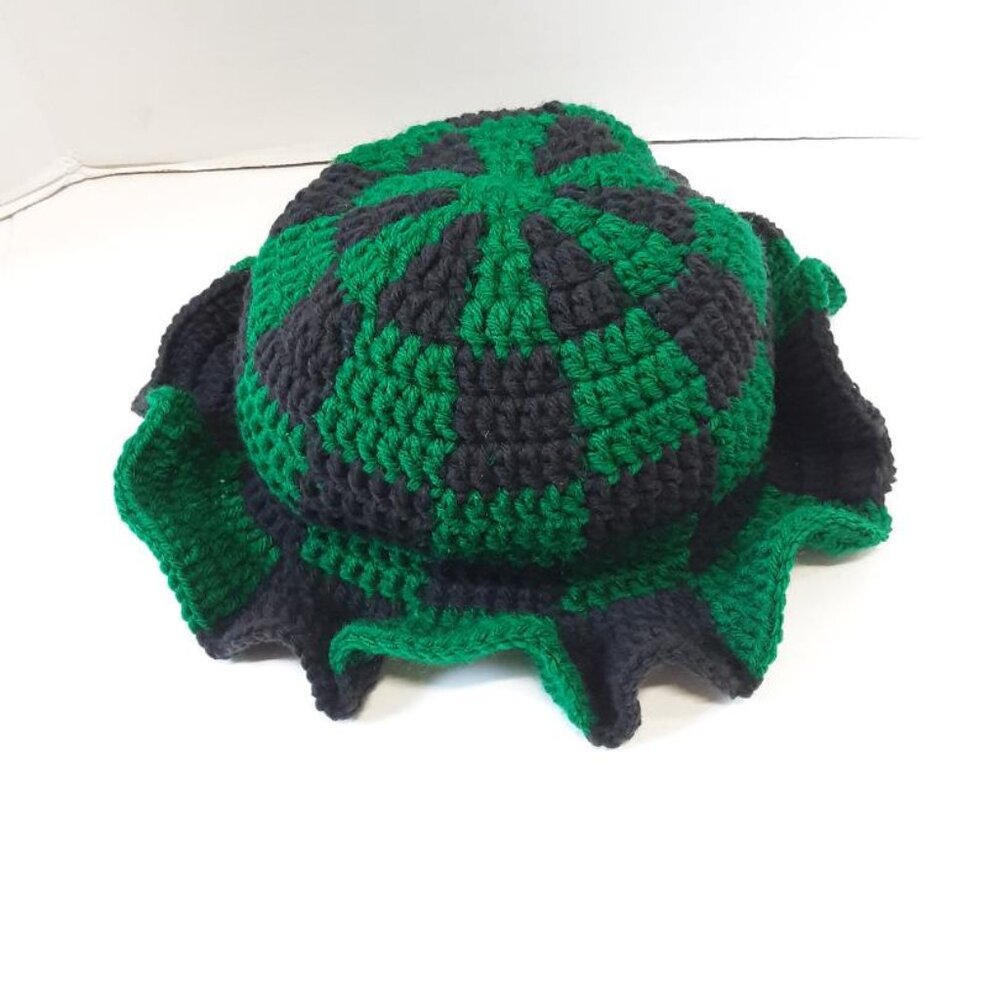 Handmade Checkered Crochet Bucket Hat new - Picture 3 of 5